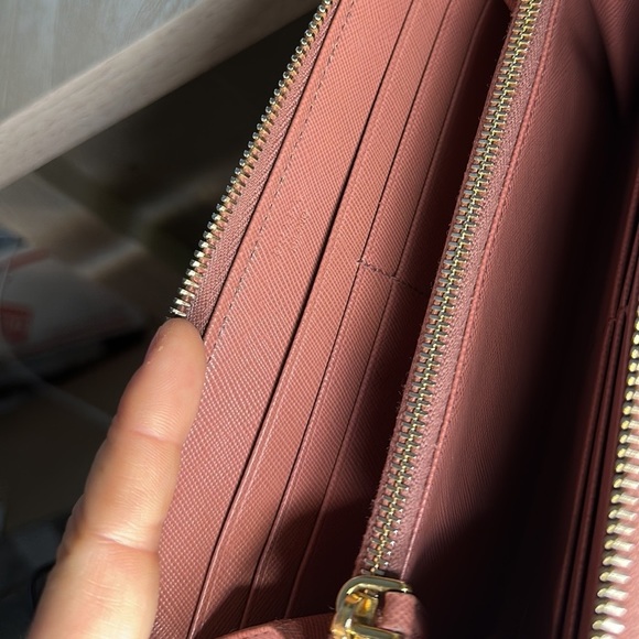 EUC Prada Zippy Wallet - Picture 7 of 14